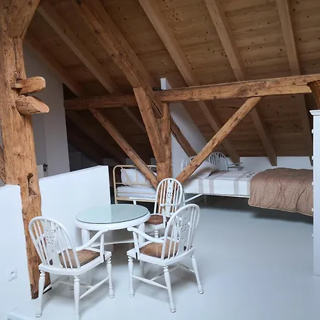 La Bergerie Chezery-Forens